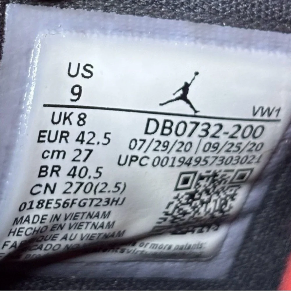 Jordan 4 Retro Taupe Haze 2021 Size 9